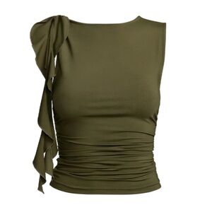 Lioness (Brand new with no tag) - RENDEZVOUS
top - size xxs - olive
